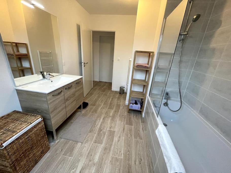 Freesia, Maison Neuve Avec Jardin Et Garage Caen Ngoại thất bức ảnh