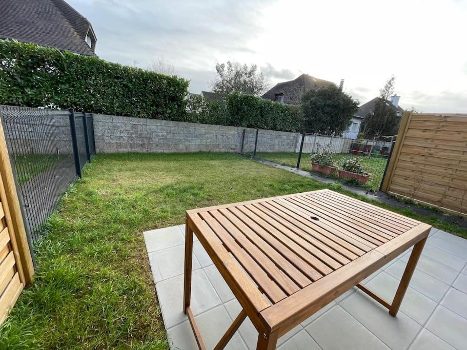Freesia, Maison Neuve Avec Jardin Et Garage Caen Ngoại thất bức ảnh