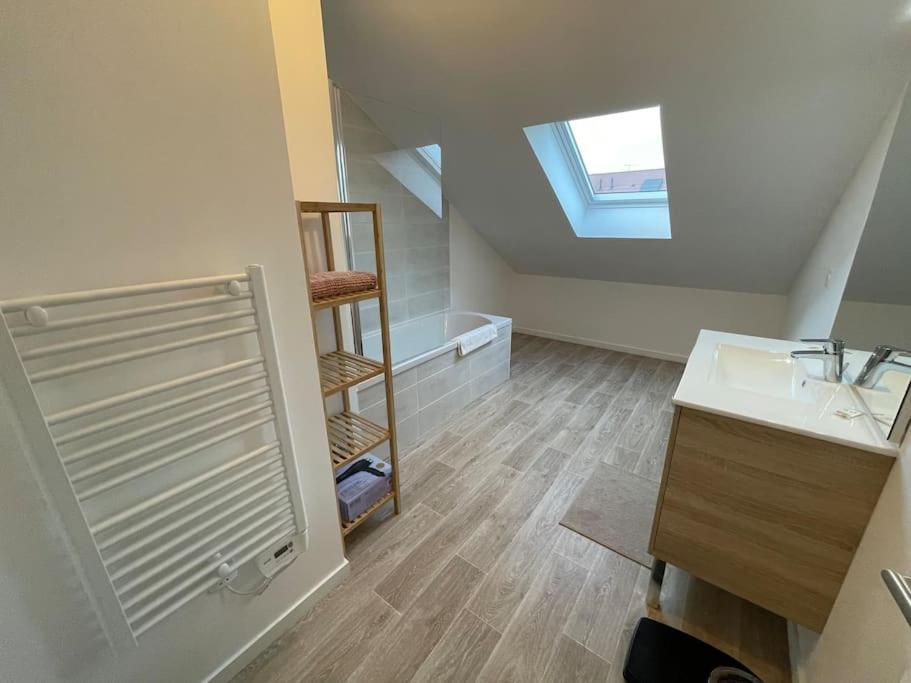 Freesia, Maison Neuve Avec Jardin Et Garage Caen Ngoại thất bức ảnh